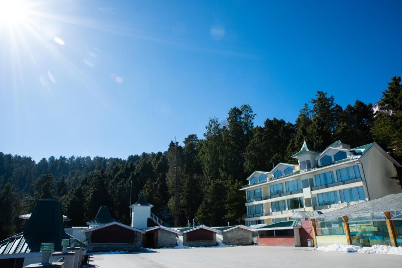 Royal Tulip Luxury Hotel, Kufri, Shimla Eksteriør billede