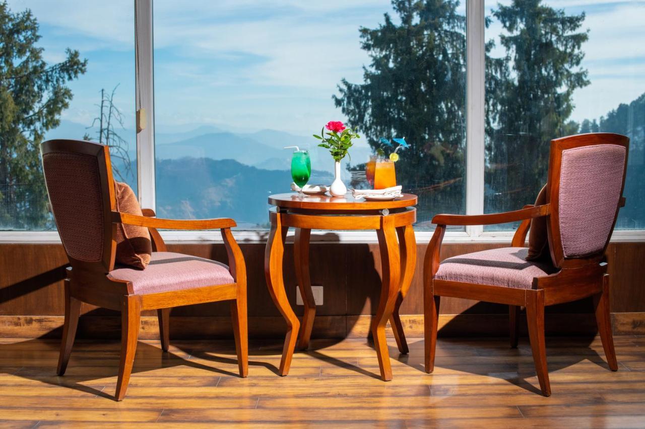 Royal Tulip Luxury Hotel, Kufri, Shimla Eksteriør billede