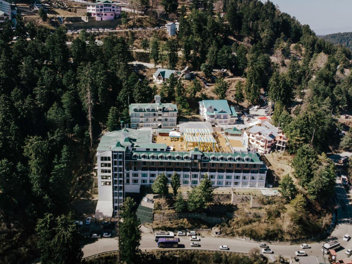 Royal Tulip Luxury Hotel, Kufri, Shimla Eksteriør billede